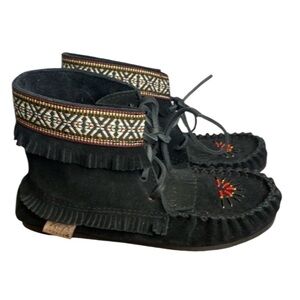Laurentian Chief Moccasins Suede Ankle High Boot Beaded Crepe Sole Black Size 5